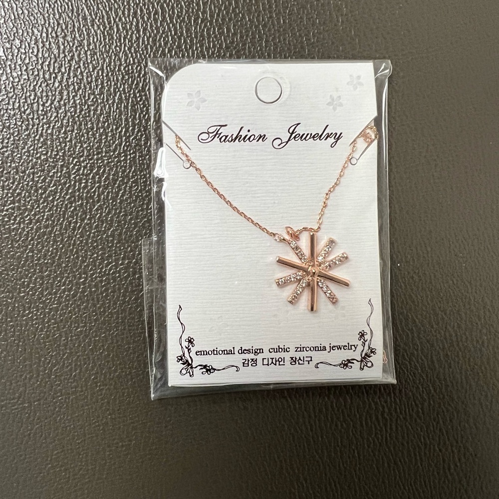 Custom jewelry, star necklace